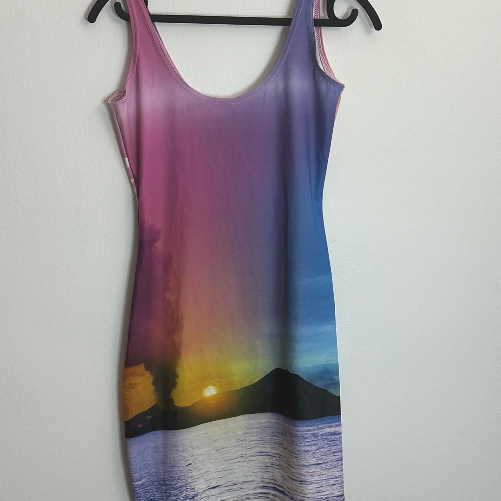 BNWT Blackmilk Volcano dress